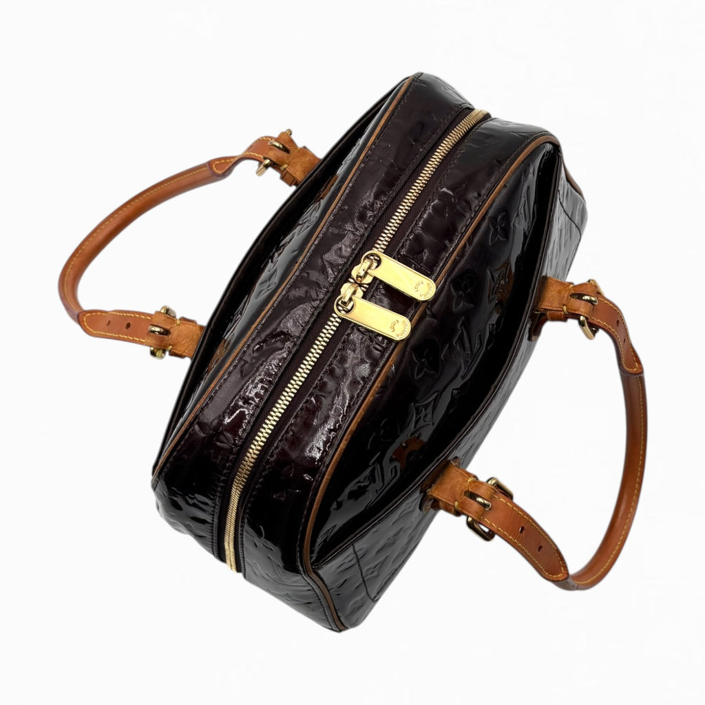 LOUIS VUITTON MONOGRAM SUMMIT DRIVE HAND BAG