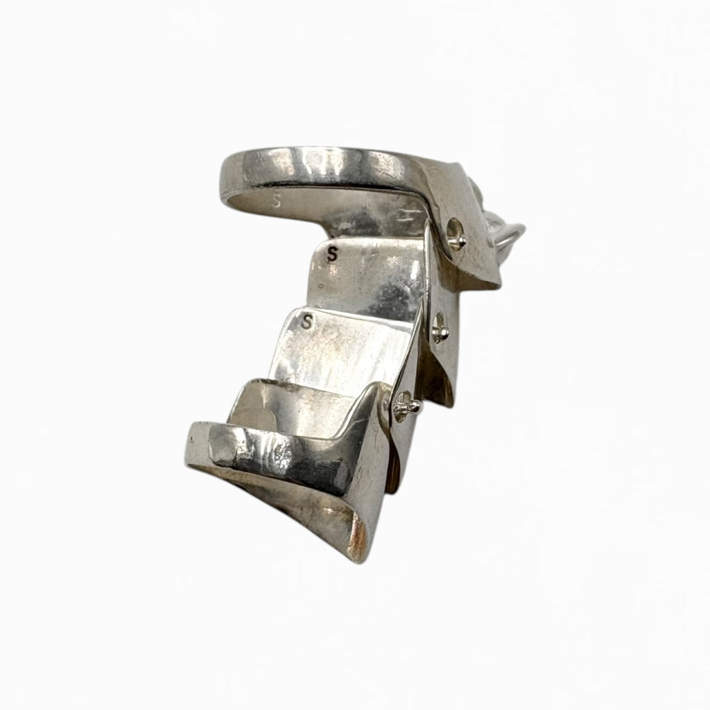 VIVIENNE WESTWOOD ARMOUR RING