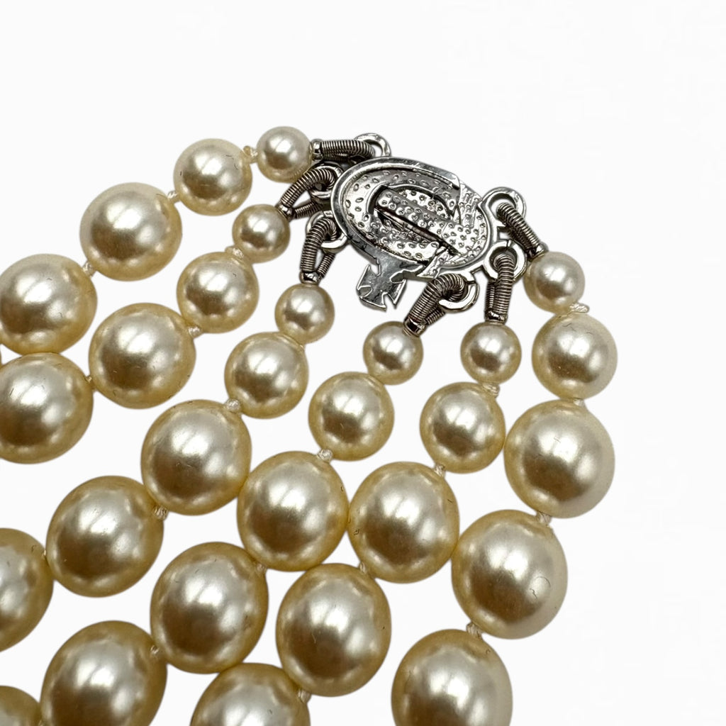 VIVIENNE WESTWOOD NECKLACE