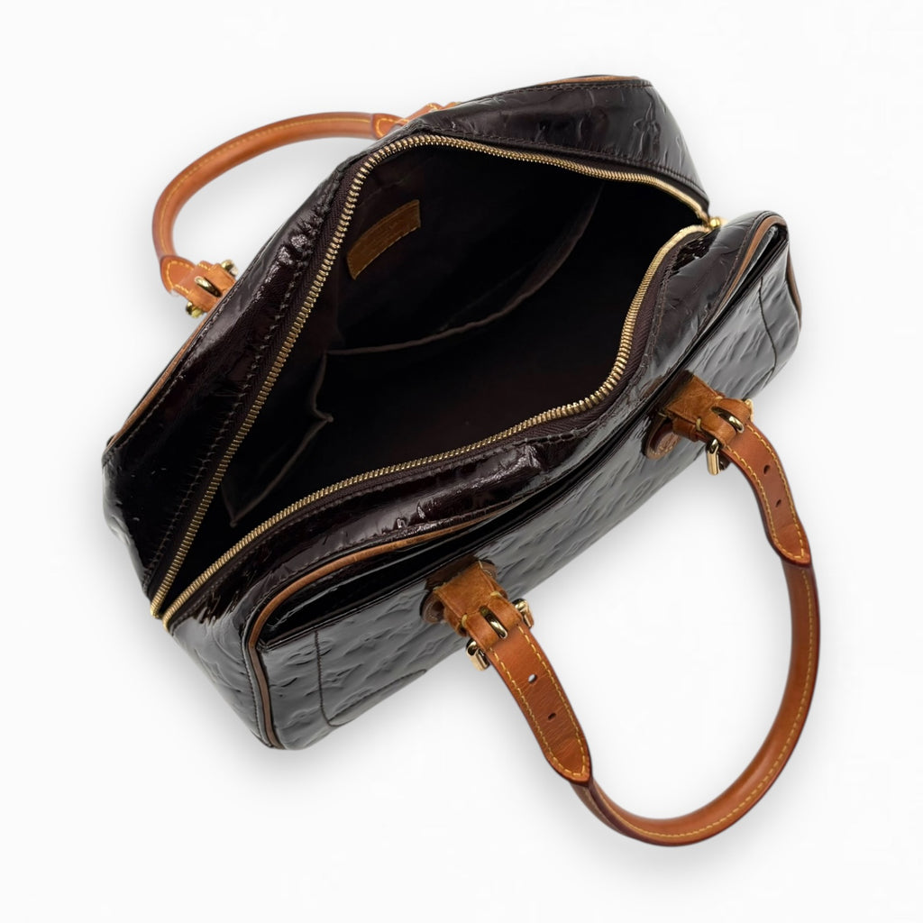 LOUIS VUITTON MONOGRAM SUMMIT DRIVE HAND BAG